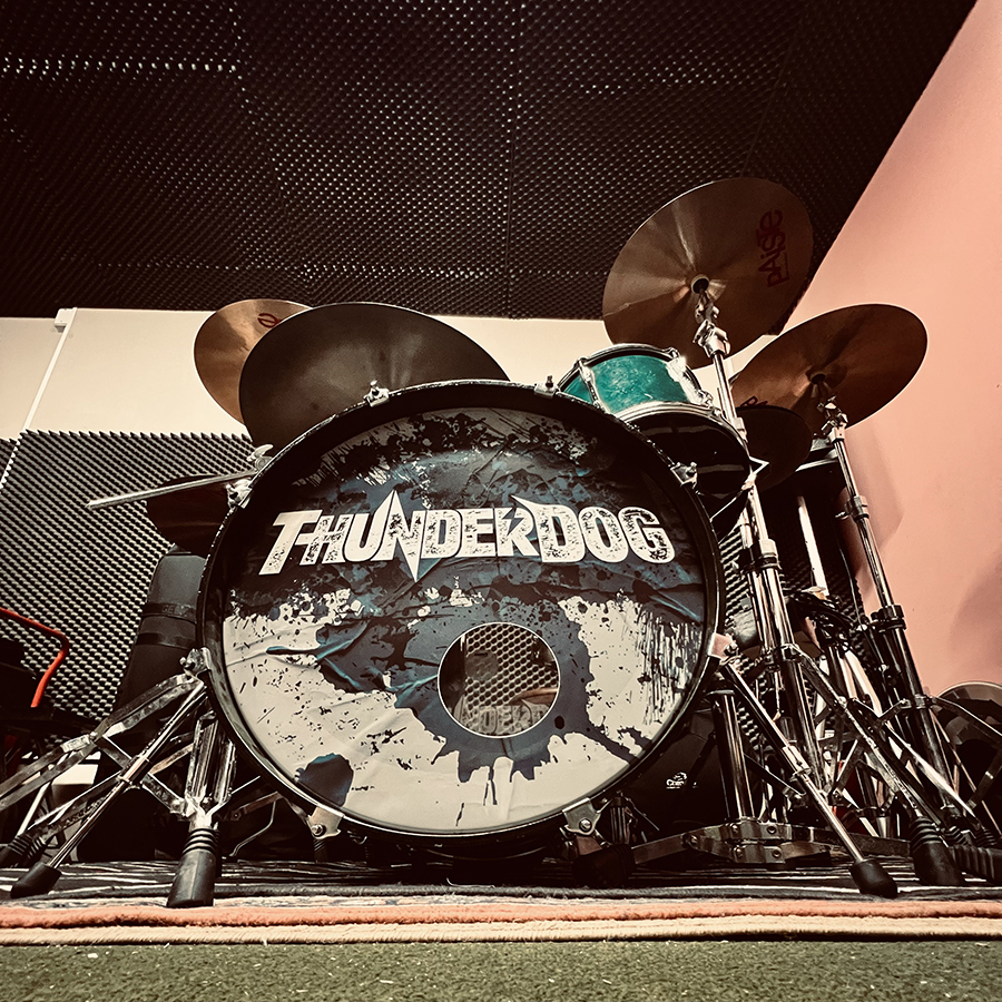 Thunderdog live